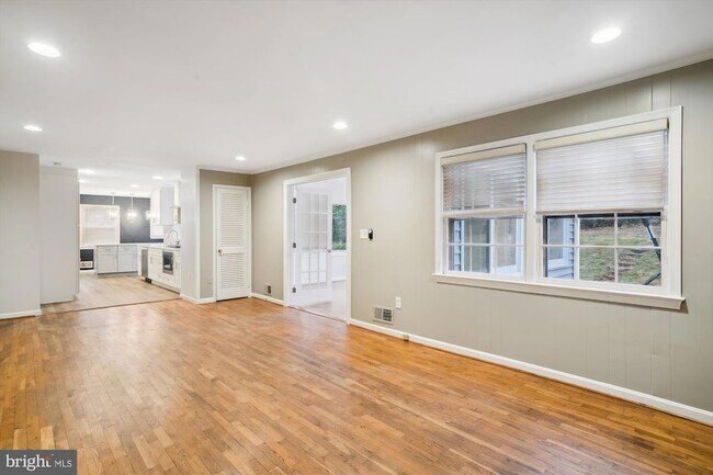 Building Photo - 11808 Coldstream Dr