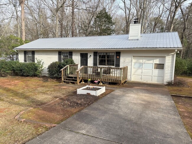 Building Photo - Cute Oconee County Home