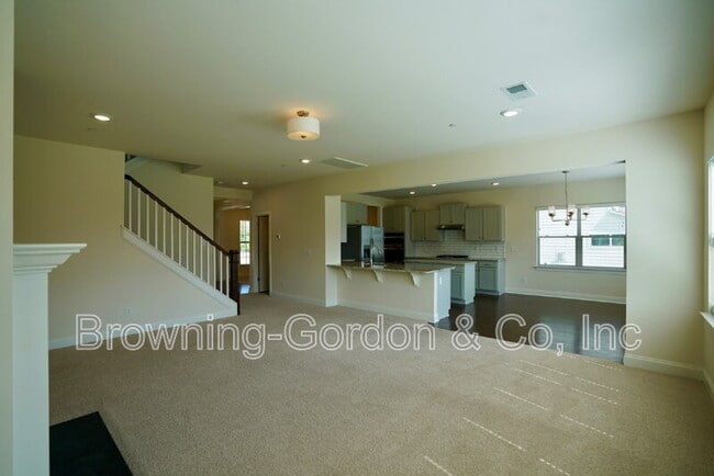 Building Photo - 797 Ravensdowne Dr