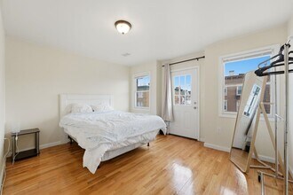 Building Photo - 499 Ocean Ave