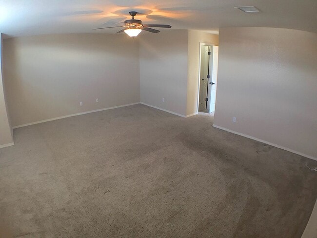 Building Photo - Northeast El Paso/Sandstone Ranch 4 bed Re...