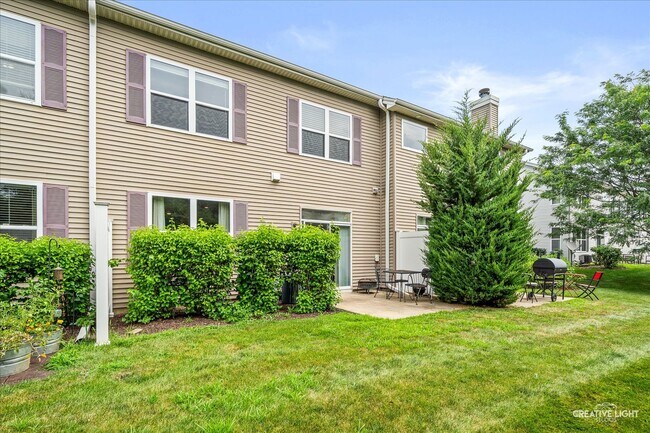 Building Photo - 366 Chesapeake Ln
