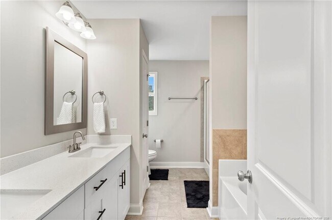 Building Photo - 112 Nairn St