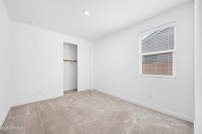 Building Photo - 8911 W Solano Dr