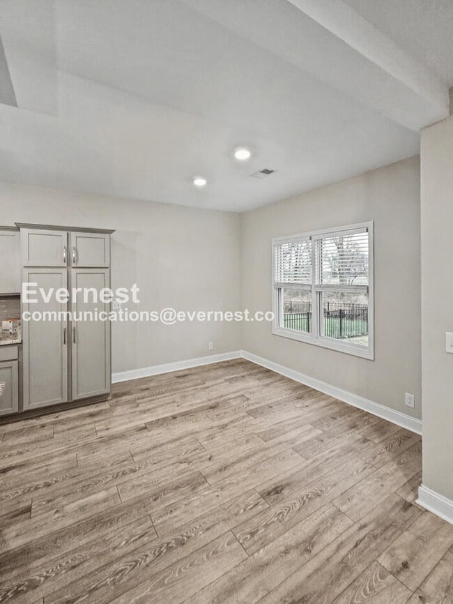 Building Photo - 4043 Ft Sumter Dr