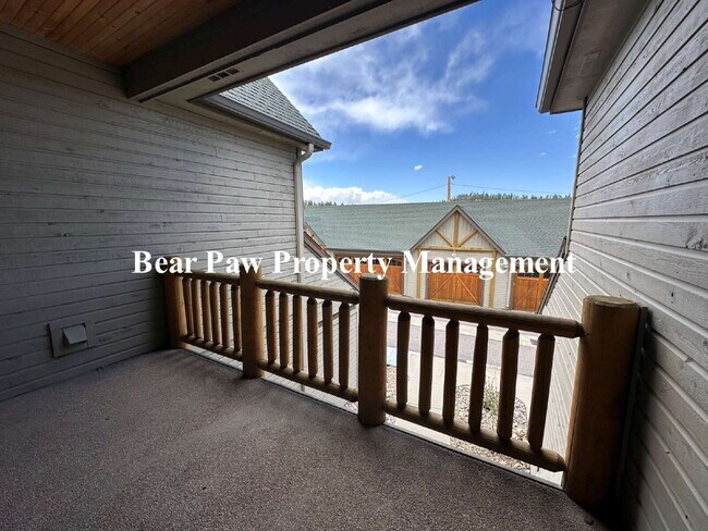 Building Photo - Charming 2-Bed, 2-Bath Condo Retreat in North Evergreen!