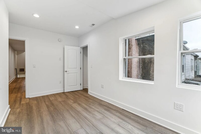 Building Photo - 2146 N Van Pelt St