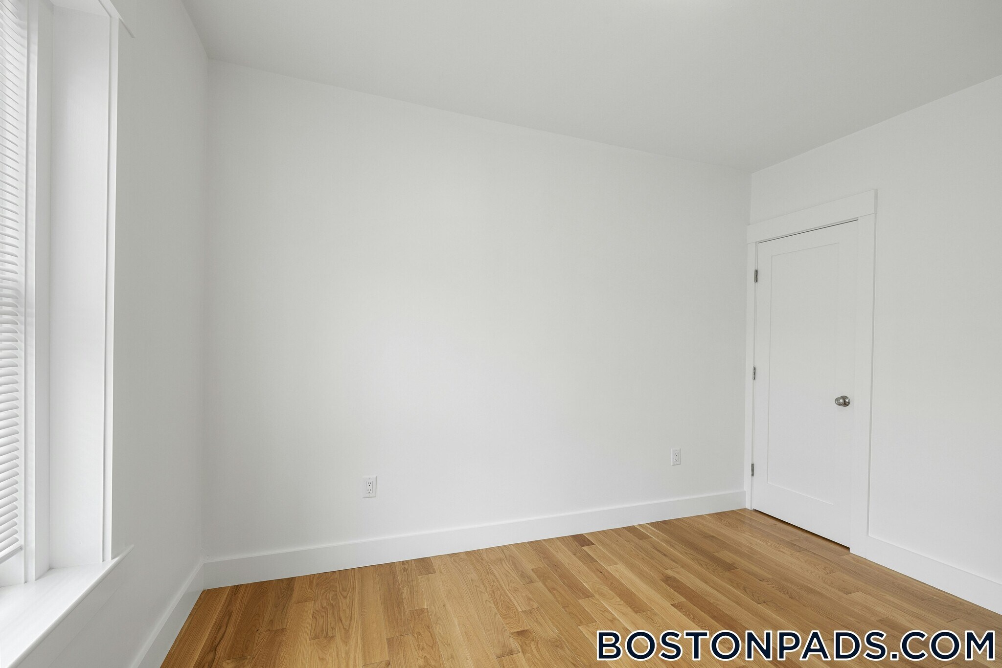 Building Photo - 406 Columbia St