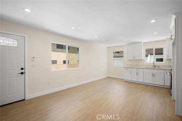 Building Photo - 1007 W Angeleno Ave