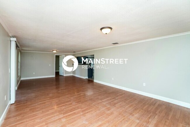 Building Photo - 3 Bedroom Pet-Friendly Home in Port Richey, FL with Main Street Renewal