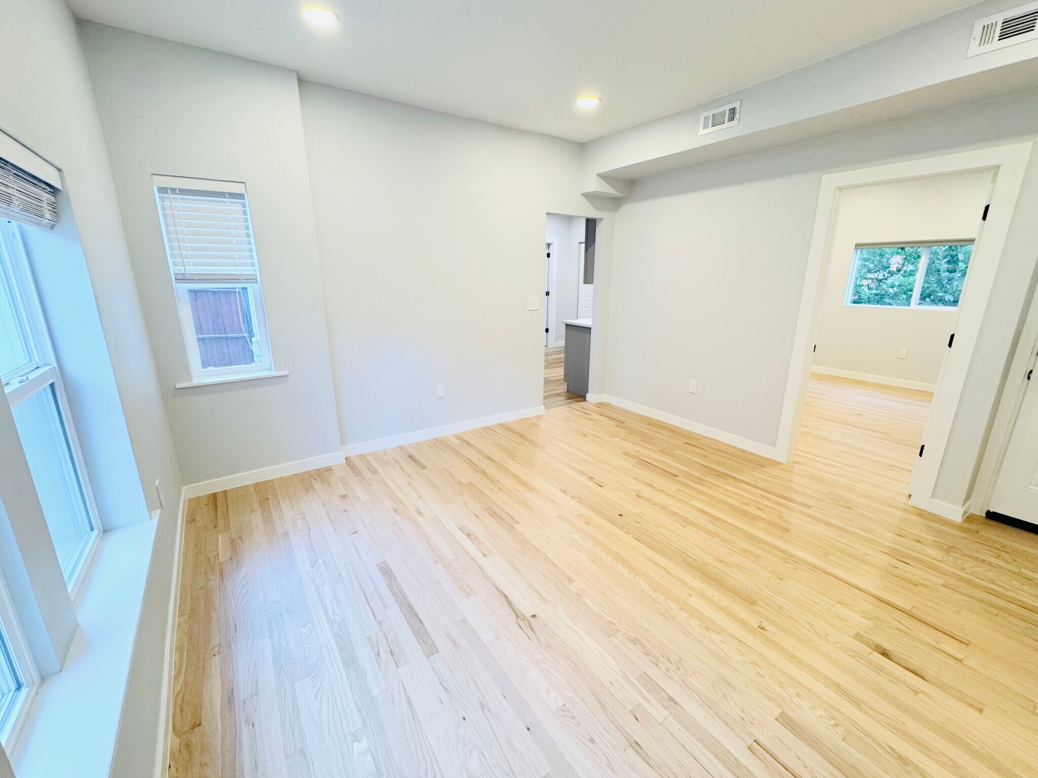 Building Photo - 1107 N Downing St