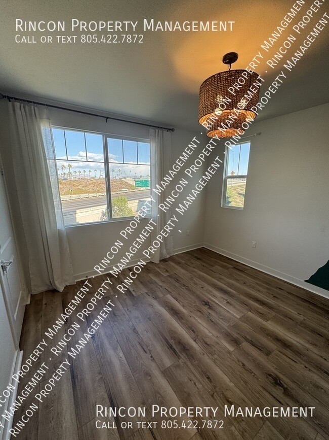 Building Photo - $500 off the First Months Rent! Modern 2-B...