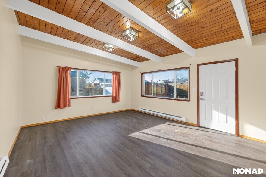 Building Photo - 7733 McDougal Ave NE