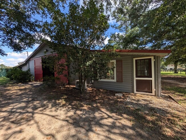Primary Photo - 95 Century Ln