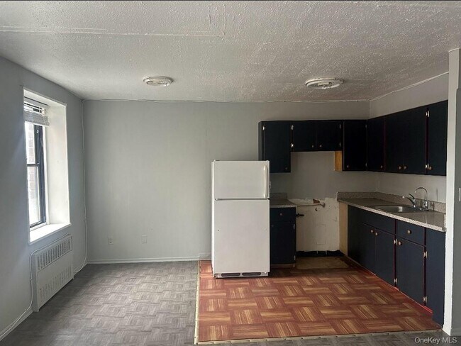 Building Photo - 600 Fulton Ave