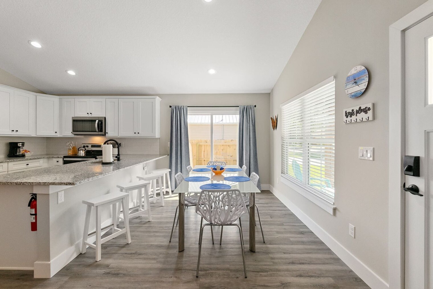 Building Photo - 1000 Josiah St