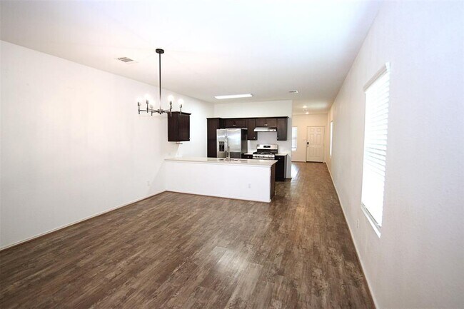 Building Photo - 299 Emerald Green Trail
