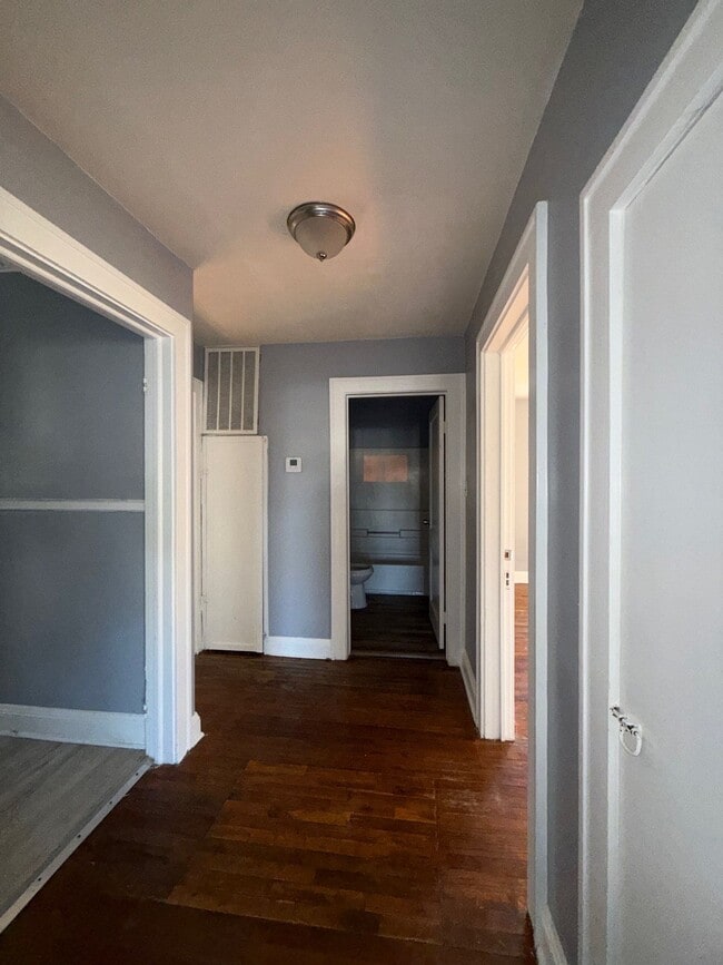 Building Photo - 519 W Liberty Ave