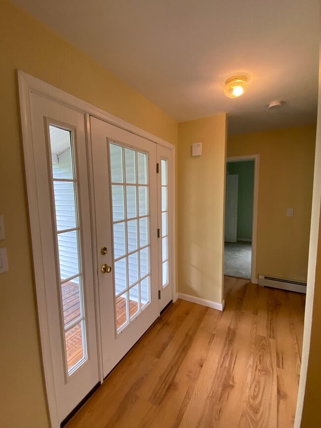 Building Photo - Coming Soon! Charming 3-Bedroom Home with ...