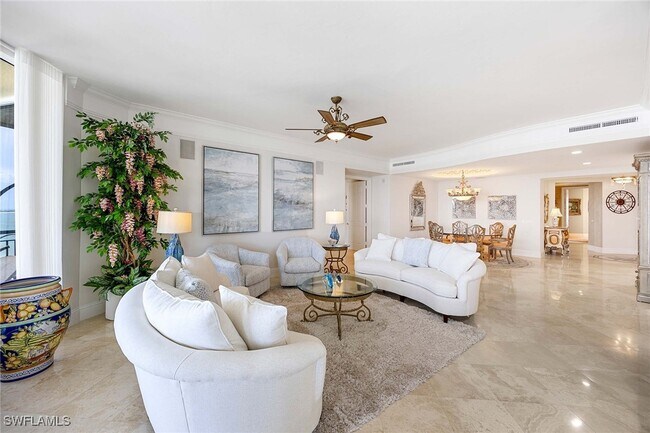 Building Photo - 940 Cape Marco Dr