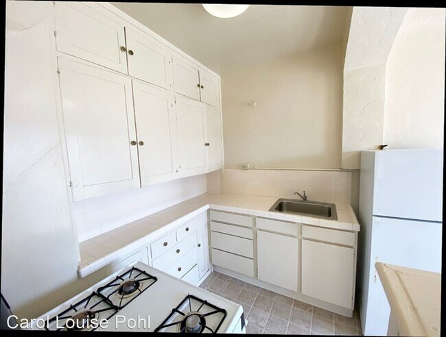 Building Photo - 375 14th Ave