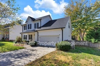 Building Photo - 3391 Valley Crossing Dr