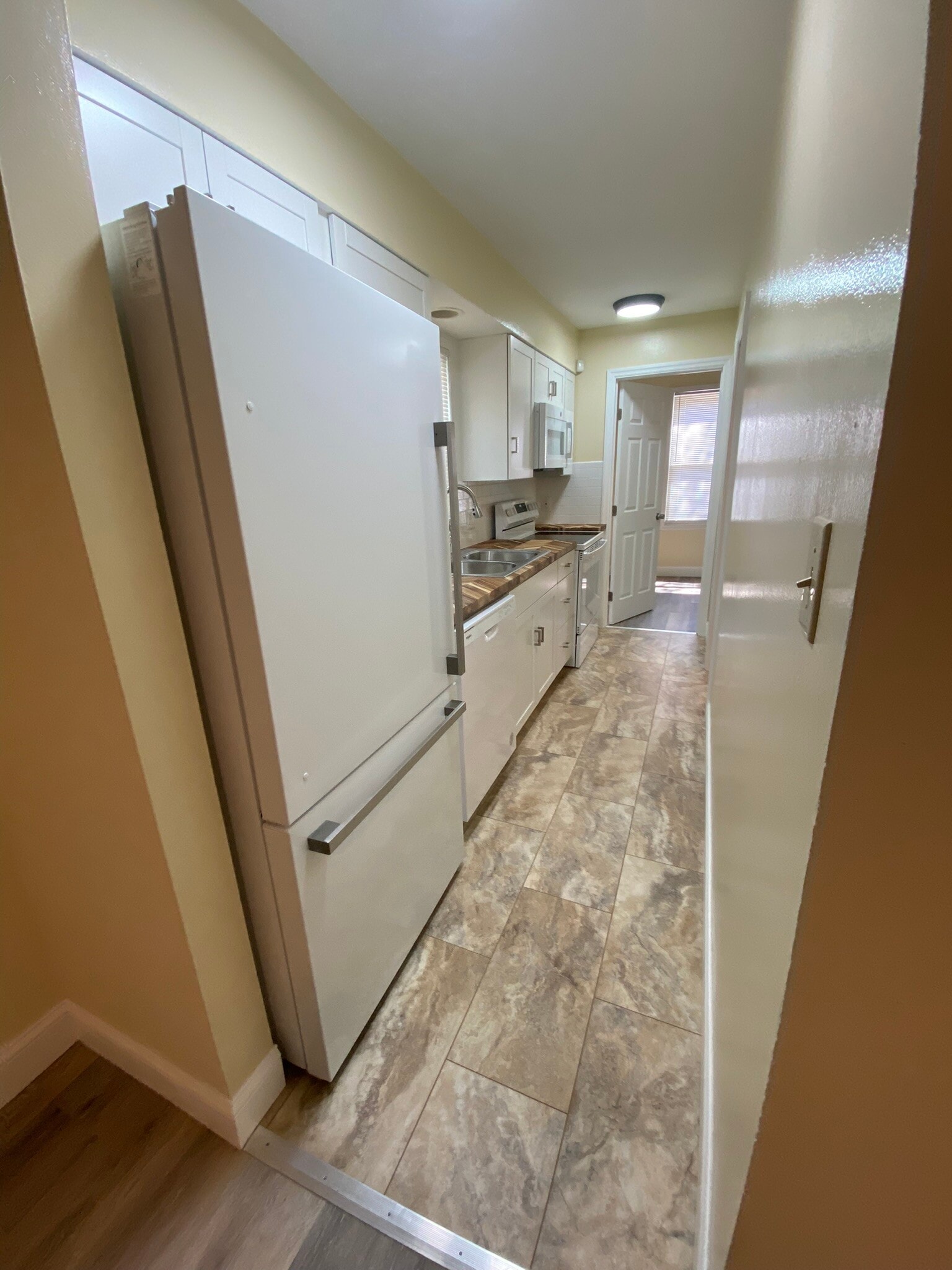 Building Photo - 1445 Hunter Ave