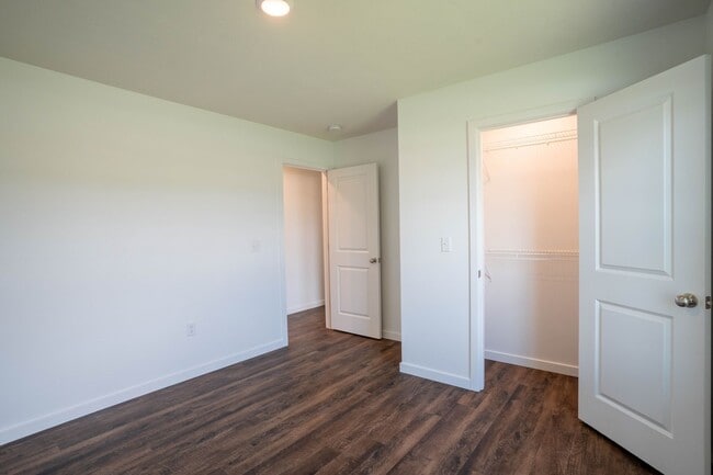 Building Photo - Brand New 3 Bedroom Home