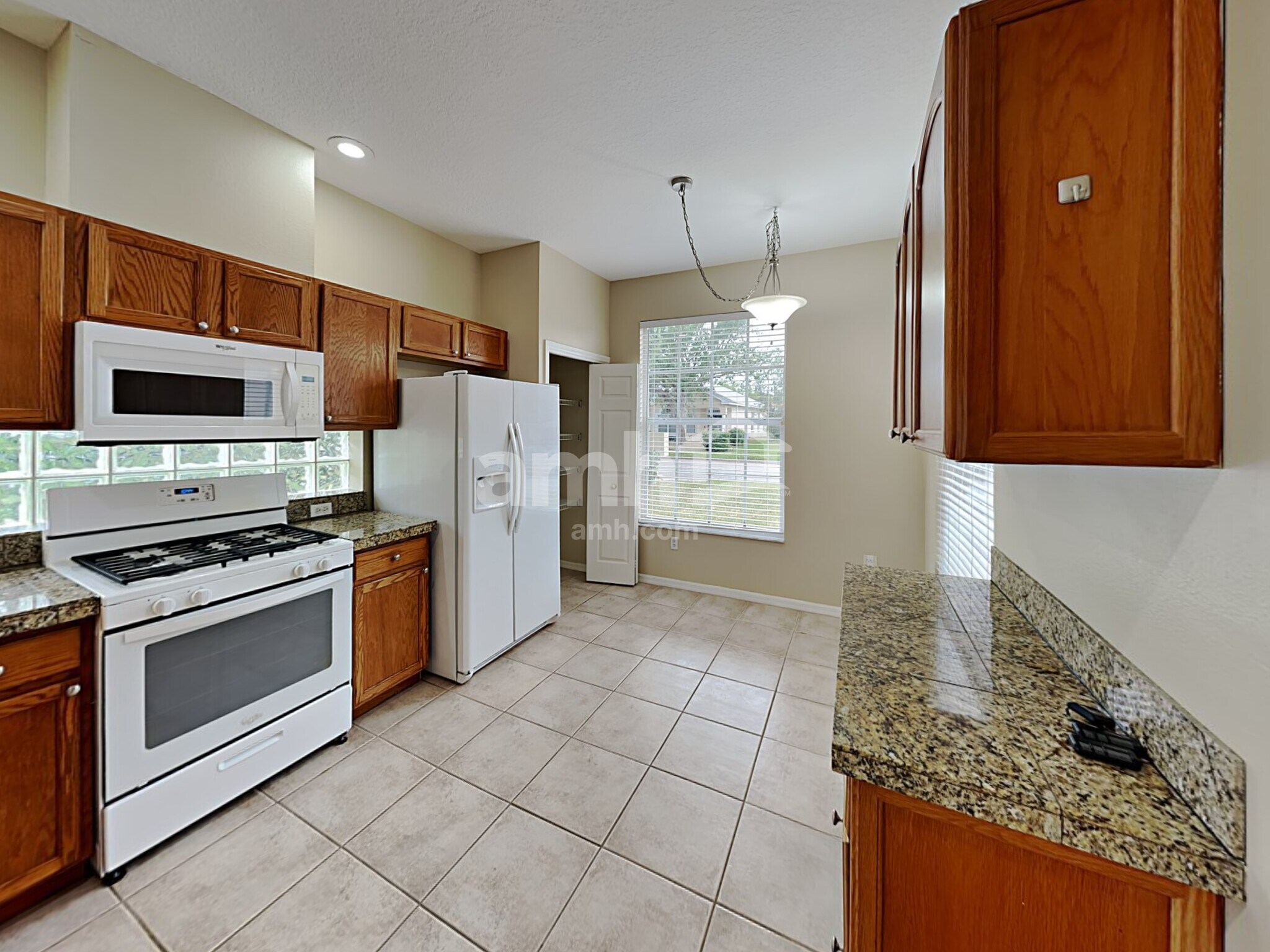 Building Photo - 6223 Blackberry Ln