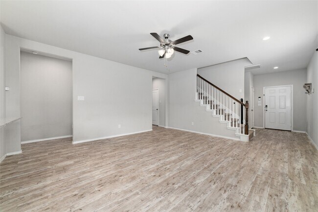 Building Photo - 16451 Rosary Pea Pl