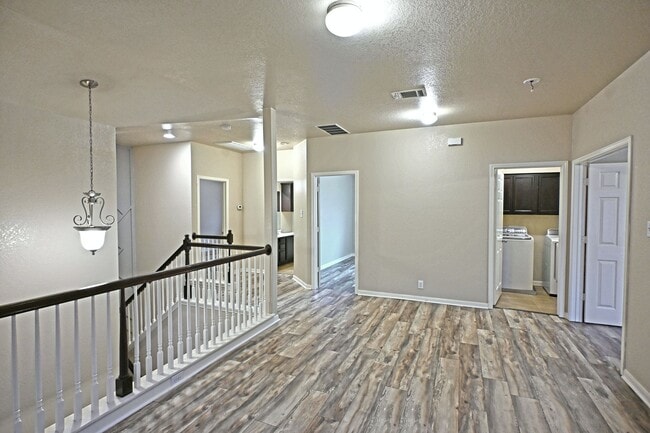 Building Photo - 934 Avery Pkwy