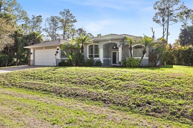 Building Photo - 3730 Crandon Rd