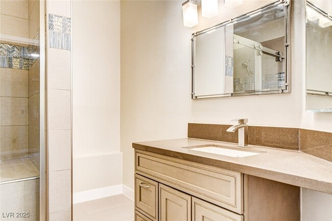 Building Photo - 8729 Red Brook Dr