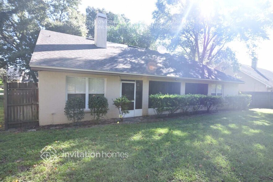 Building Photo - 412 Country Wood Cir