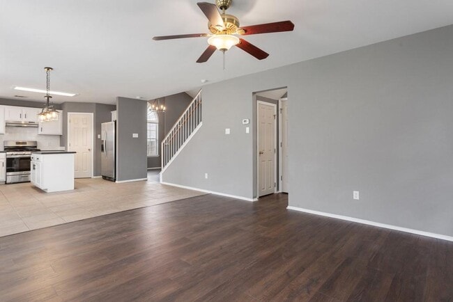 Building Photo - 14404 Ballycastle Trail