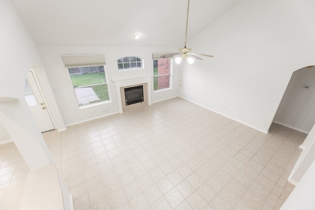 Building Photo - 3507 Moss Trail Dr