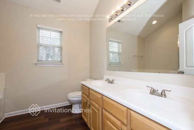 Building Photo - 3821 Sipes Ln