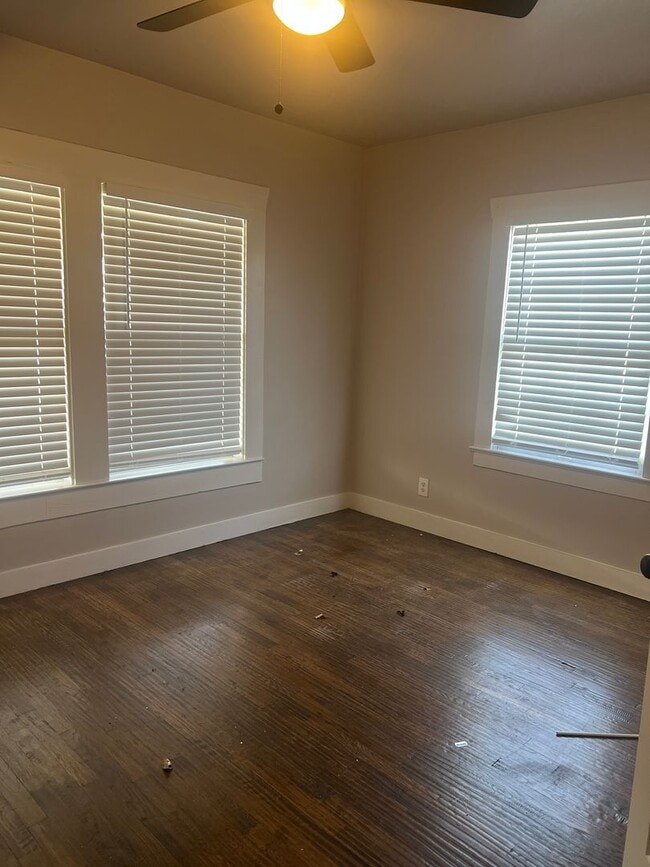 Building Photo - 3506 CR 920