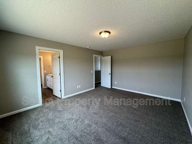 Building Photo - 5378 Broad Fields Cv