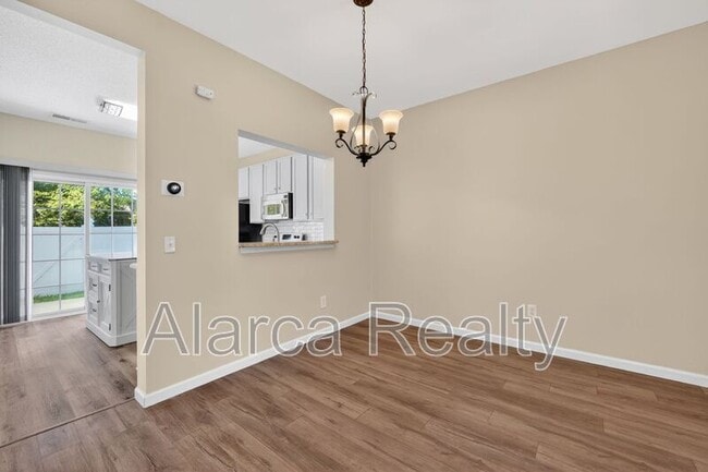 Building Photo - 2817 Summergrove Ct