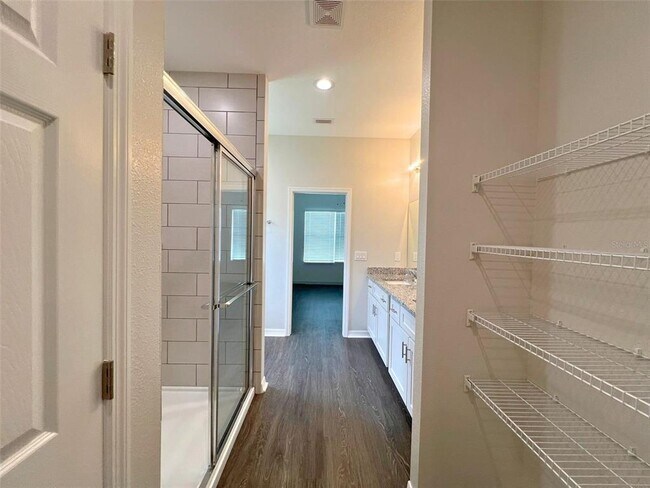 Building Photo - 3442 Cup Dr