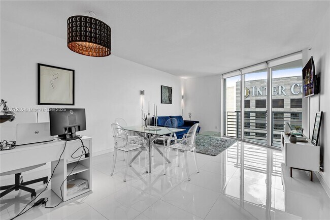 Building Photo - 335 S Biscayne Blvd