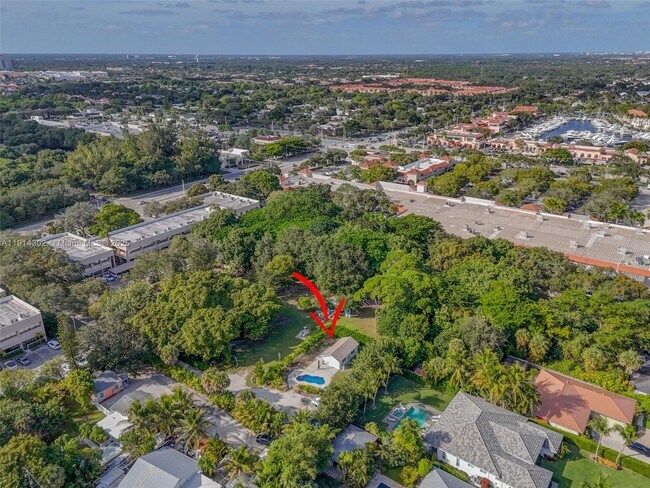 Building Photo - 11324 Palm Tree Ln