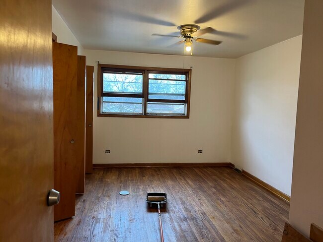 Building Photo - 9620 S Halsted St