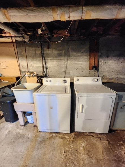 Building Photo - 71 14th St