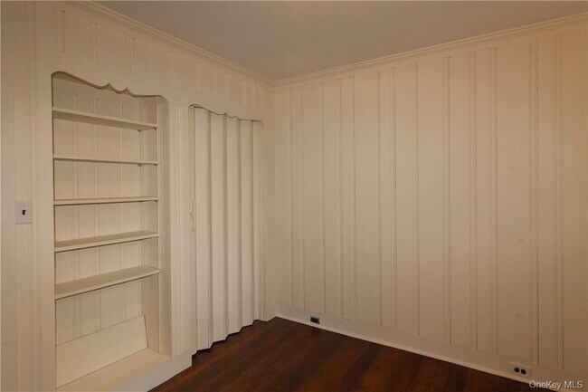 Building Photo - 21 Tinker Town Rd