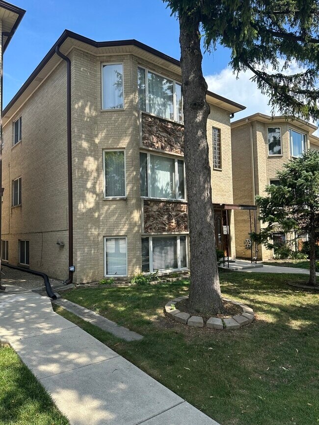 Primary Photo - 2605 N 76th Ave