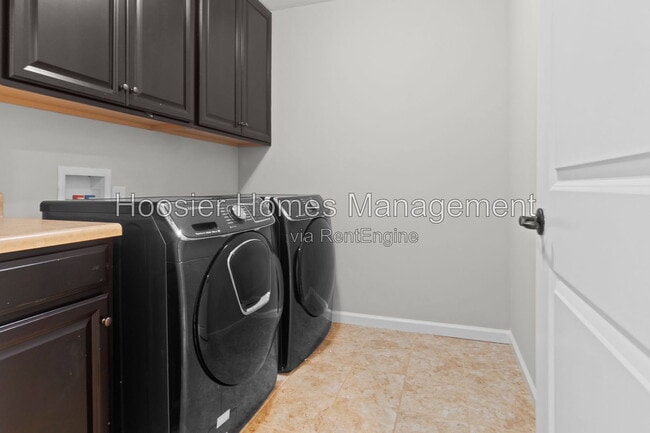 Building Photo - 4550 Avedon Way