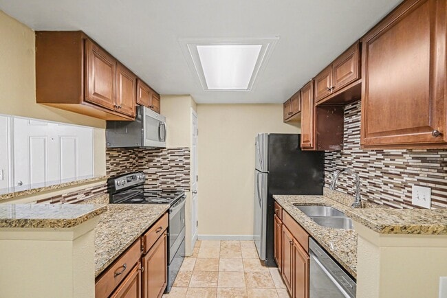 Building Photo - 3474 S Eagle St