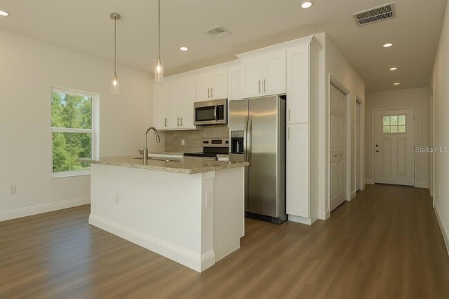 Building Photo - 9002 Glenarm Way